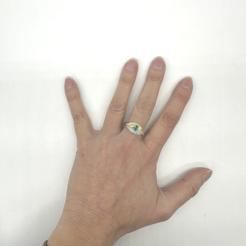 61 Bague en or jaune 750 avec émeraude et diamants 58 Facettes Z15B51783