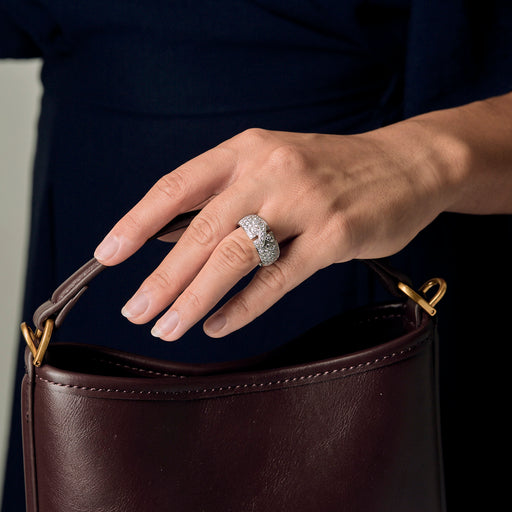 Chaumet - Liens -  Bague  en or blanc et diamants