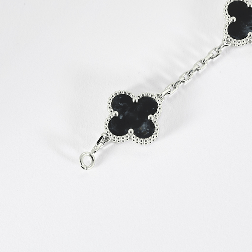 Bracelet Van Cleef & Arpels - Vintage Alhambra - Bracelet en or gris et Pietersite 58 Facettes DV0830-27