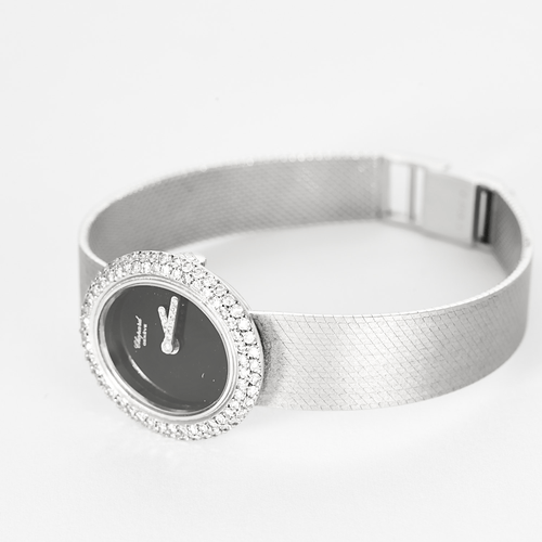 Montre CHOPARD - Montre en or blanc à cadran ovale à mouvement mécanique à remontage manuel 58 Facettes DV19769-4