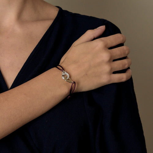 Bracelet DINH VAN - Bracelet Menottes R12 en or gris et diamants 58 Facettes DDV19485-4