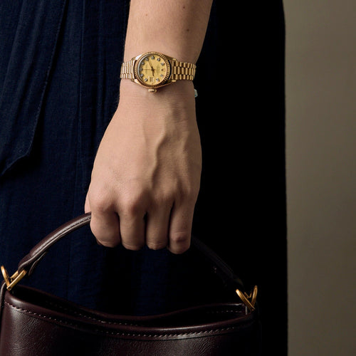 Montre ROLEX - Lady Date Just - Montre or jaune et diamants 58 Facettes DV0975-1