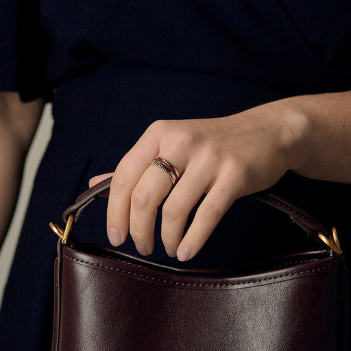 Bague 54 BOUCHERON Quatre Red Edition Small - Bague en or jaune, or blanc, or rose et céramique rouge 58 Facettes DDV21238-1