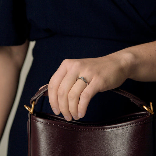 Bague 53 Mauboussin -  "Tu es le sel de ma vie" - Bague en or blanc et diamants 58 Facettes DV16456-2