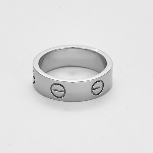 Bague 51 CARTIER – LOVE – Modèle Classique. Alliance en or gris 58 Facettes DV20023-2