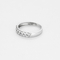 Alliance en or gris et diamants