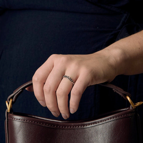 Bague 50 Tiffany & Co. Bague True Narrow Ring 58 Facettes DV22609-1