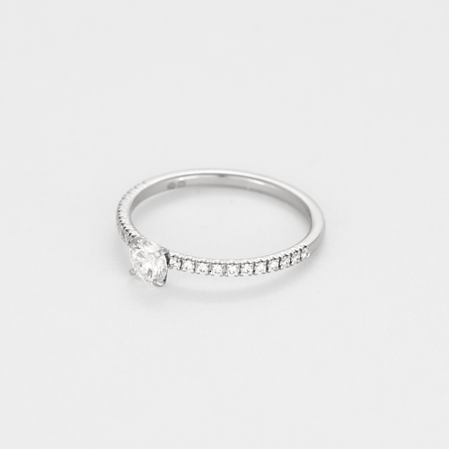 Bague 52 CARTIER - Bague Solitaire Etincelle en platine et diamant 0.30 carat 58 Facettes DV22248-1