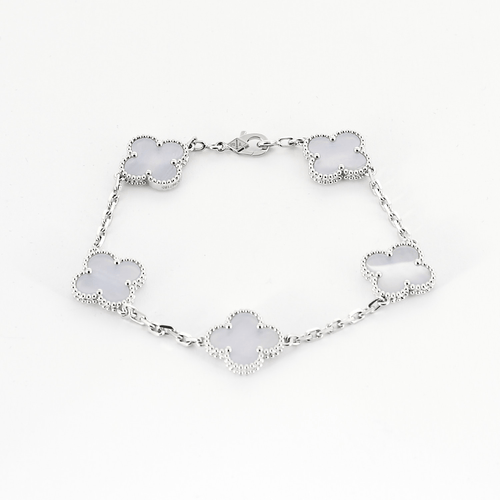 Bracelet Van Cleef &Arpels -Vintage Alhambra- Bracelet en or gris et calcédoine 58 Facettes DV0830-33
