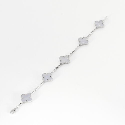 Bracelet Van Cleef &Arpels -Vintage Alhambra- Bracelet en or gris et calcédoine 58 Facettes DV0830-33