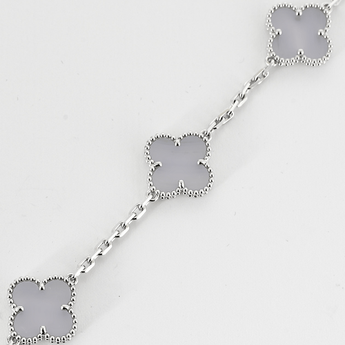 Bracelet Van Cleef &Arpels -Vintage Alhambra- Bracelet en or gris et calcédoine 58 Facettes DV0830-33