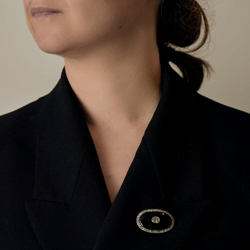 Broche Broche Art Déco en platine, or gris , onyx et diamants 58 Facettes DV0513-3