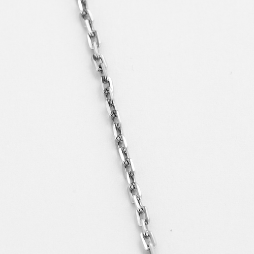 Chaîne et pendentif en or gris, jade et diamants