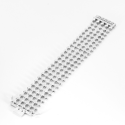 Bracelet Bracelet ruban en or gris et diamants 58 Facettes DV22966-1
