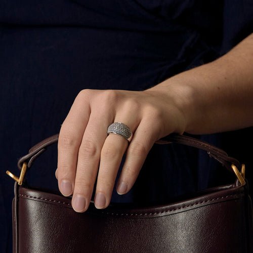 Bague 48 MAUBOUSSIN - C'est toi la star - Bague boule en or gris et pavage petits diamants. 58 Facettes DV21248-2-48-2