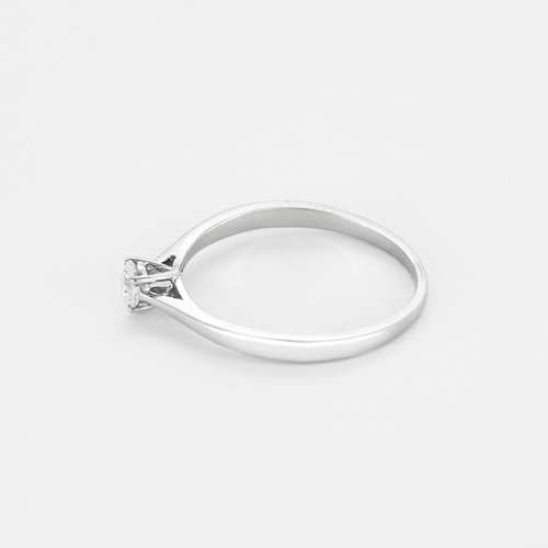 Bague 50 Bague solitaire en platine et diamant 58 Facettes DDV24174-1