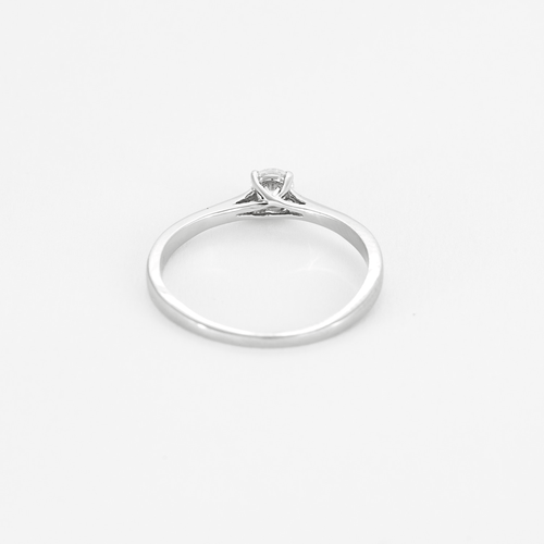 Bague 50 Bague solitaire en platine et diamant 58 Facettes DDV24174-1