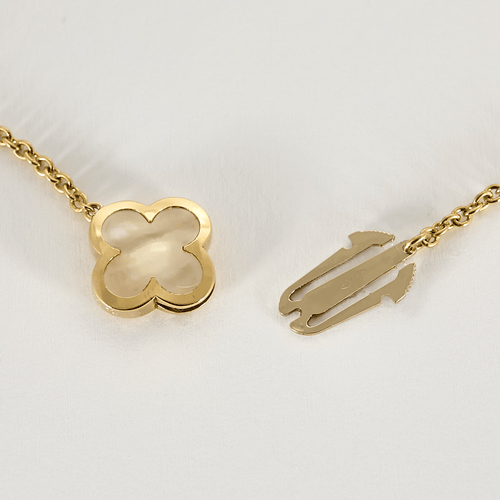 Collier Van Cleef & Arpels - Pure Alhambra - Collier en or jaune et nacre 58 Facettes DV23872-1