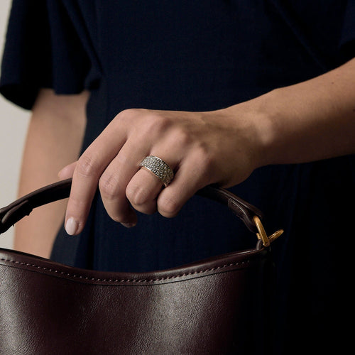 Bague 53 Bague bandeau en or gris et pavage diamants 58 Facettes DV24448-6-53-2