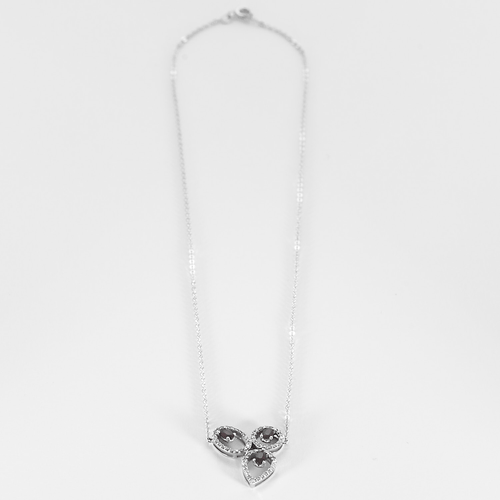 Collier en or gris, diamants et rubis 58 Facettes DV24528-2