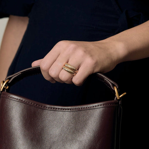 Bague 53.5 BOUCHERON - Bagues jonc en or jaune torsadées 58 Facettes DV25624-1-535-3