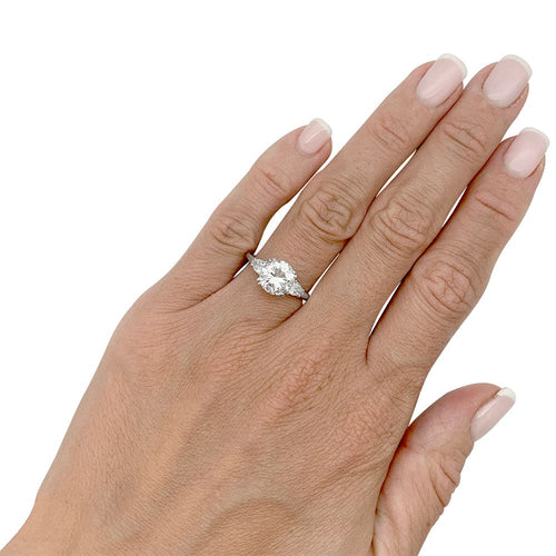 Bague 53 Bague solitaire en platine 950 avec diamant 2 ct et poires 58 Facettes 31592
