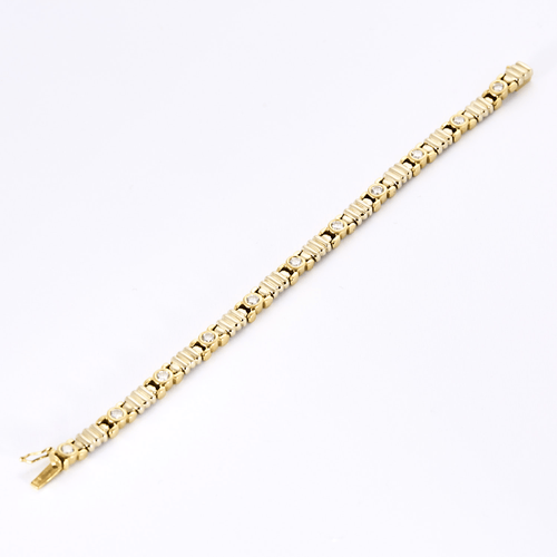 Bracelet Bracelet en or jaune et diamants 58 Facettes DV26327-2