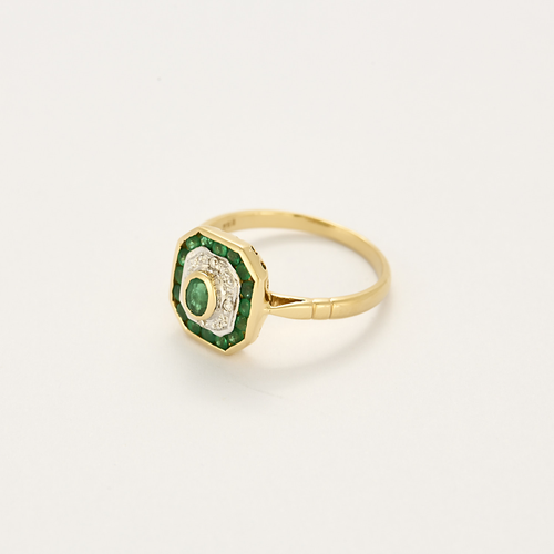 Bague en or jaune, diamants et émeraudes