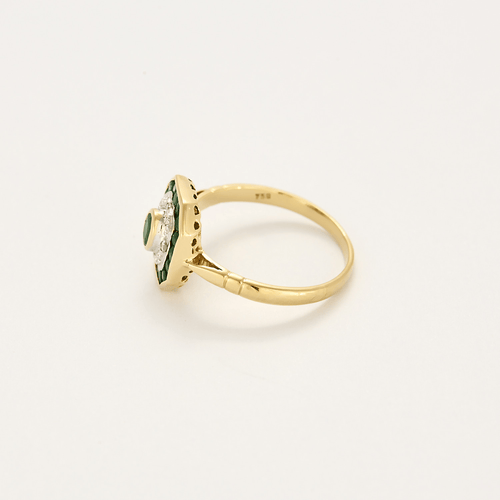 Bague en or jaune, diamants et émeraudes