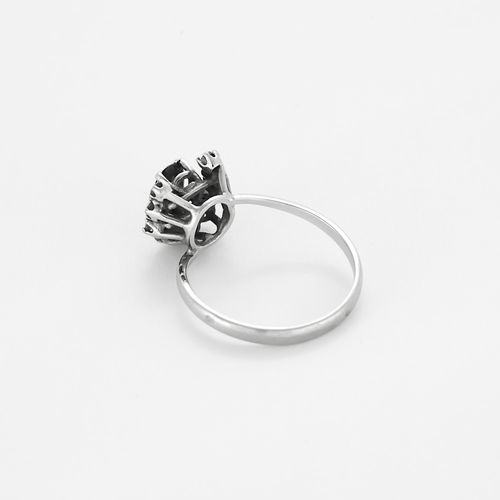 Bague 56 Bague en or blanc, saphir et diamants 58 Facettes DV0942-8-56-3