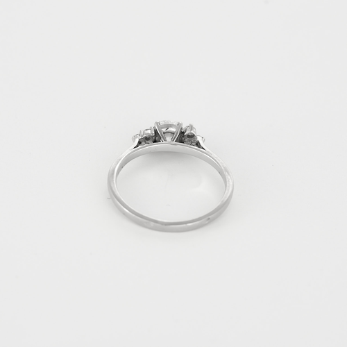 GEMMYO - Baby Everbloom- Bague en or gris 18K et diamants