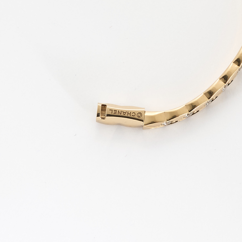 CHANEL - COCO CRUSH - Bracelet en or beige et diamants