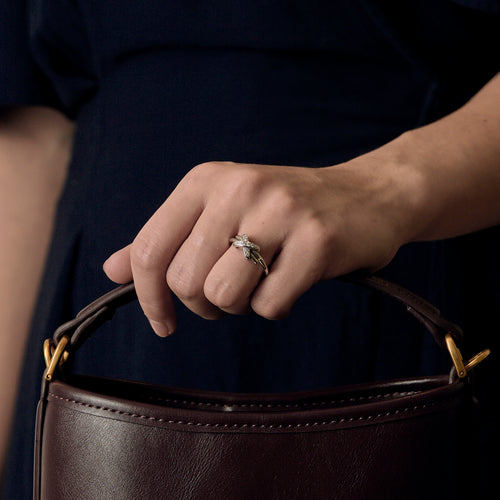 CHAUMET - Jeux de Liens - Bague en or blanc et diamants