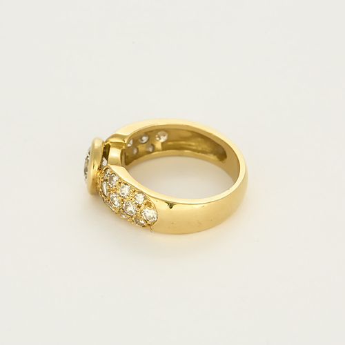 Bague en or jaune et diamants