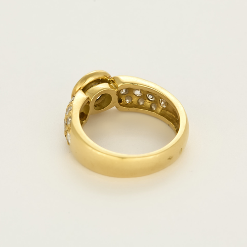 Bague en or jaune et diamants