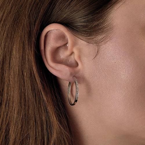 Boucles d'oreilles Paire d'Anneaux d'oreilles , créoles en or gris et diamants 58 Facettes DDV26537-3