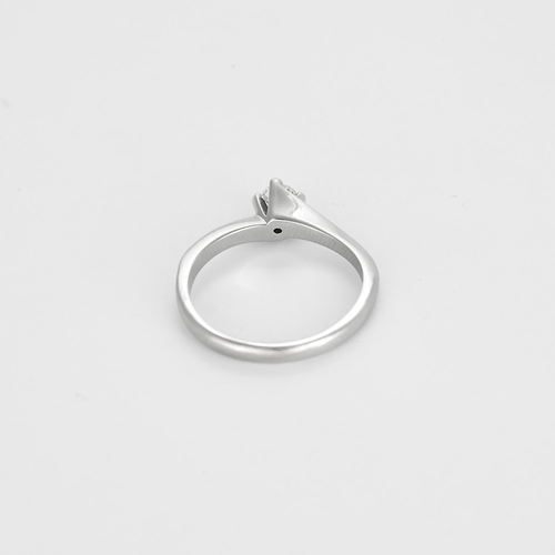 CHIMENTO - Bague solitaire en or gris et diamant