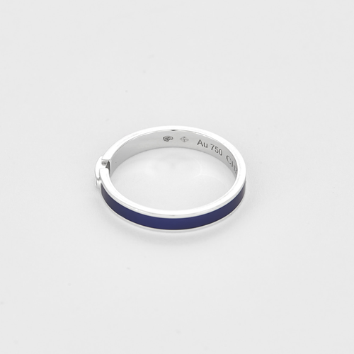 CHAUMET - Liens évidence - Bague en or blanc, émail bleu marine et diamants