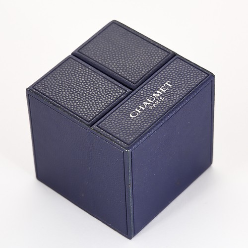 CHAUMET - Liens évidence - Bague en or blanc et émail bleu marine