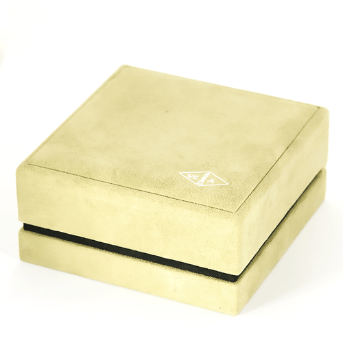 Collier Van Cleef & Arpels - Vintage Alhambra - Collier en or blanc et nacre. 58 Facettes DV26127-1