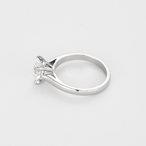 Bague solitaire en platine et diamant 1.50 carat 58 Facettes DV25522-1