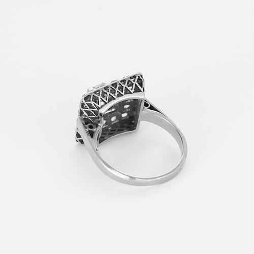 Bague 50 Bague en or blanc, platine et diamants 58 Facettes DV27468-72-50-1