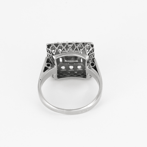 Bague 50 Bague en or blanc, platine et diamants 58 Facettes DV27468-72-50-1