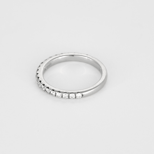 Bague Alliance semi pavé en or blanc et diamants 58 Facettes DV27085-2-49-2