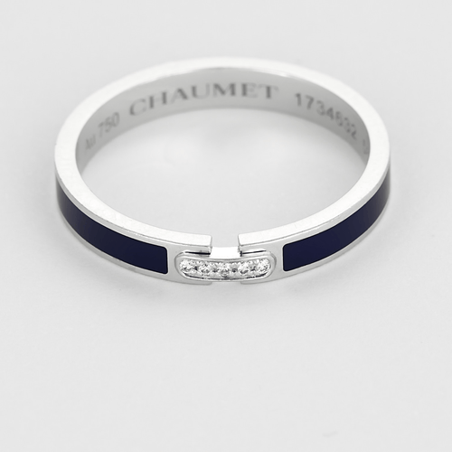 Bague CHAUMET - Lien Evidence - Alliance en or gris, émail bleu et diamants 58 Facettes DV27402-1