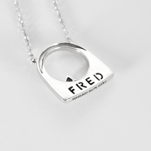 Collier FRED - Success Chance Etoile - Collier en or gris et diamants 58 Facettes DV22876-6