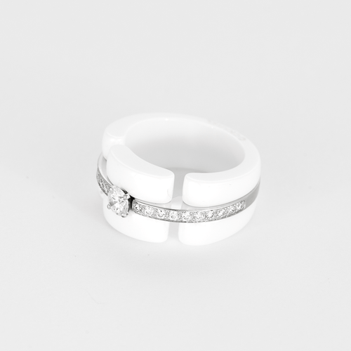 Bague 49 CHANEL - ULTRA - Bague or blanc, céramique et diamant 0.20 carat. 58 Facettes DV27734-1-49-2