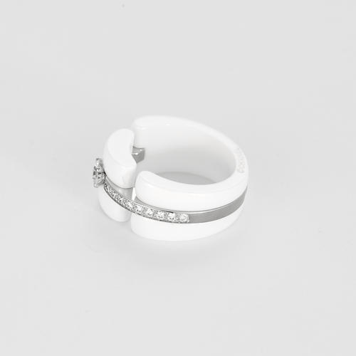 Bague 49 CHANEL - ULTRA - Bague or blanc, céramique et diamant 0.20 carat. 58 Facettes DV27734-1-49-2
