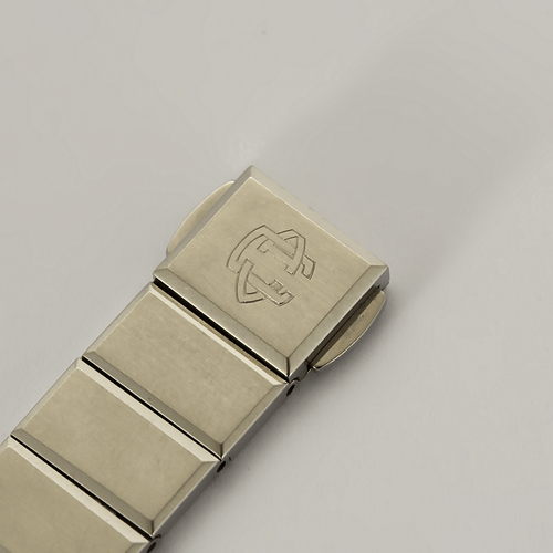 Montre VAN CLEEF & ARPELS - Montre en acier et acier plaqué or à boitier rond et mouvement quartz 58 Facettes DV11451-21