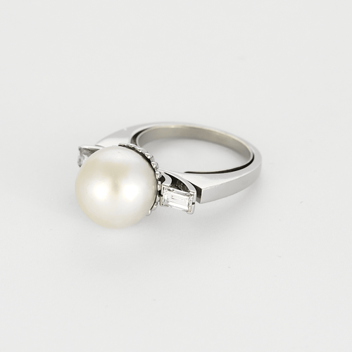 Bague 51 Bague jonc en platine, perle de culture blanche et diamants 58 Facettes DV22972-36-51-2
